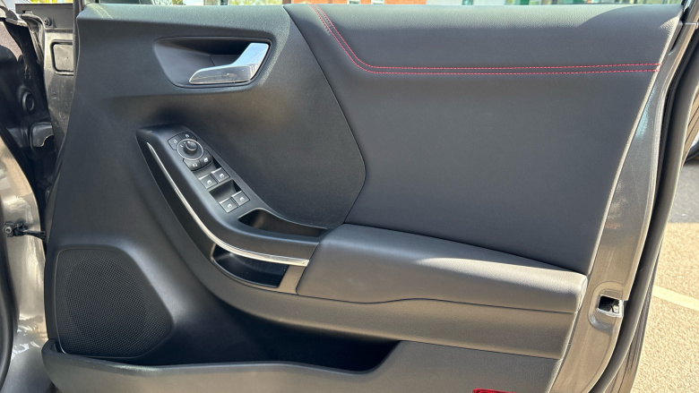 Ford Puma 1.0 EcoBoost Hybrid mHEV 155 ST-Line X 5dr Petrol Hatchback